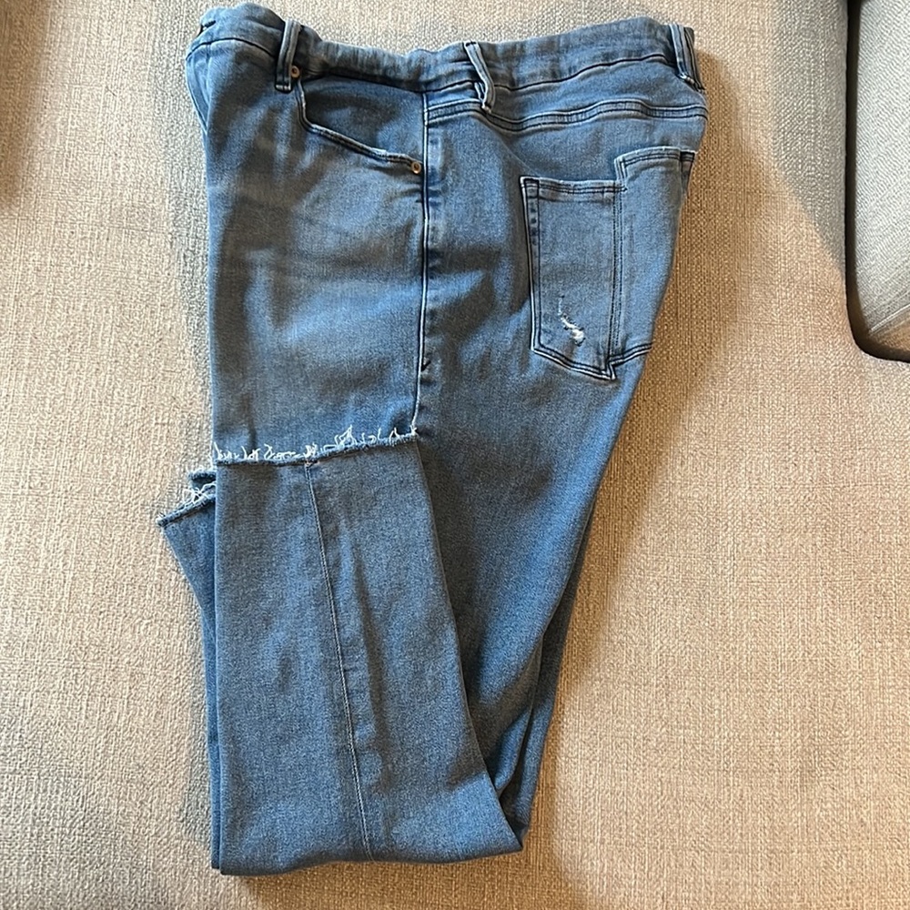 Good American Straight Split Pocket Jeans size 18
